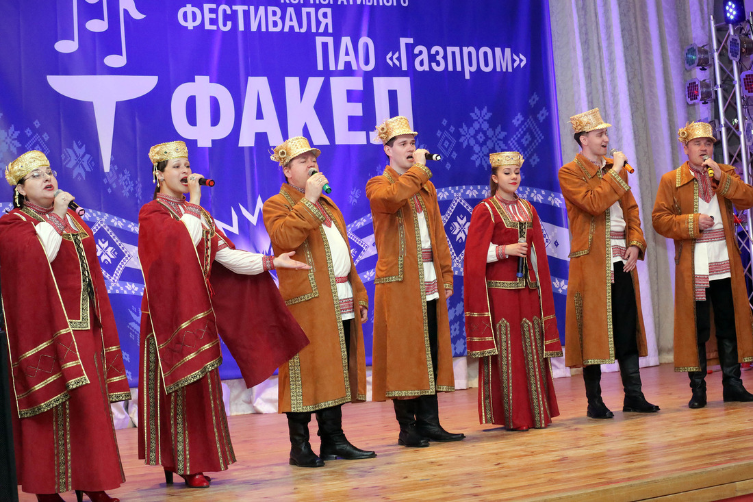 Потрясающее многоголосье продемонстрировал ансамбль "Свяцкi фальварак" (филиал "Крупское УМГ") и завоевал все "десятки" жюри